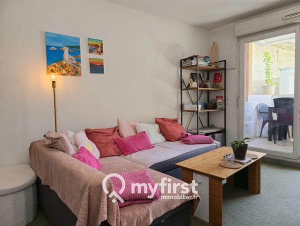 Toulon (83000) Appartement avec parking, vend loué sur l'Aguillon