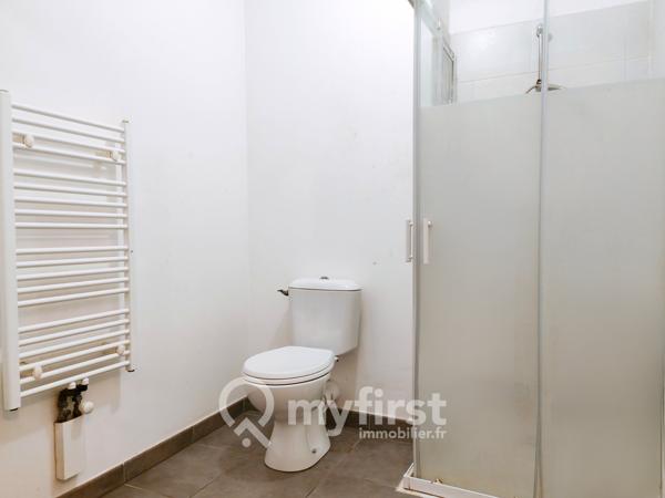 Toulon (83000) Appartement avec parking, vend loué sur l'Aguillon