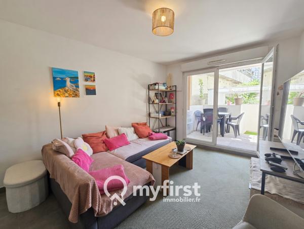 Toulon (83000) Appartement avec parking, vend loué sur l'Aguillon