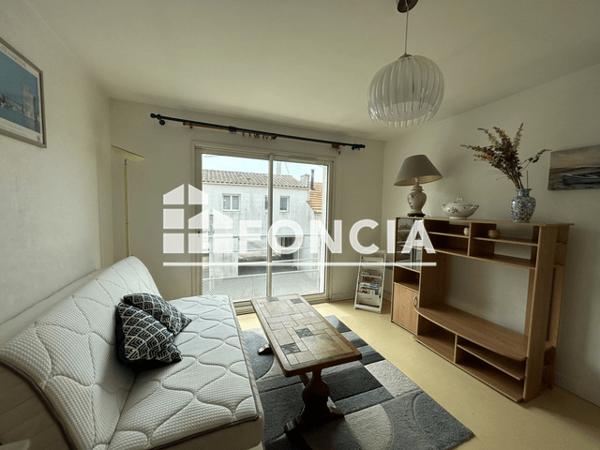 Location Appartement meublé 2 pièces 39.69 m² - 201 RUE DES COUREILLES La Rochelle 17000