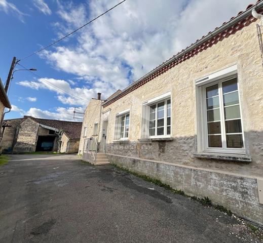 Maison à vendre Saint-Laurent-de-Cognac 3 pièce(s) 120 m²