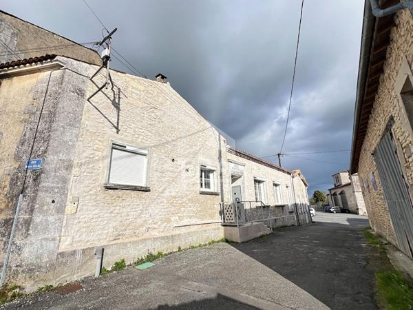Maison à vendre Saint-Laurent-de-Cognac 3 pièce(s) 120 m²