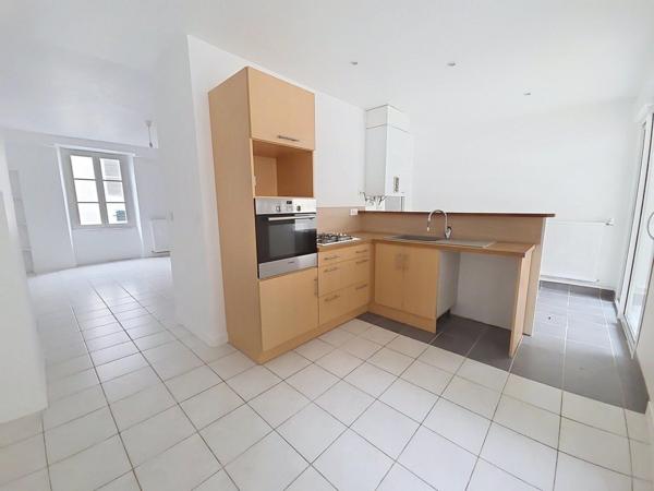 Dans la vielle ville, à deux pas du centre ville