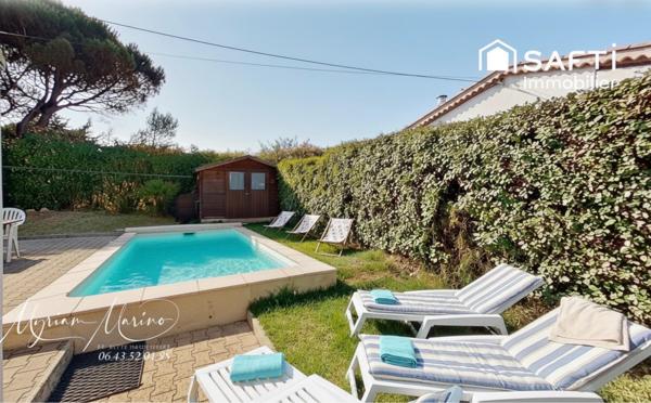 Centre ville de Saint Aygulf  – Villa indépendante de plain pied type F3 - piscine,