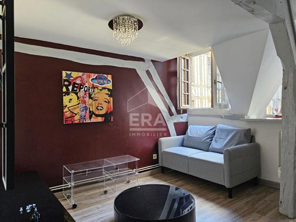 Appartement place du Vieux Marché Rouen duplex F2 bis