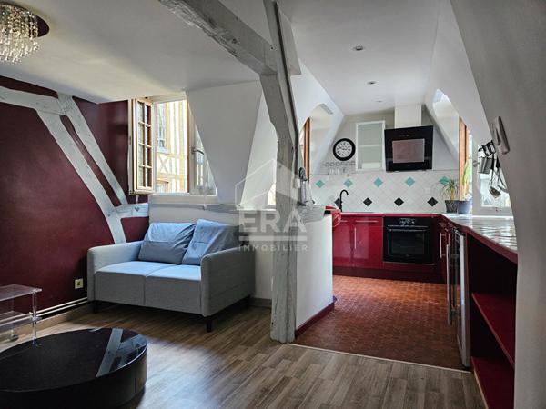 Appartement place du Vieux Marché Rouen duplex F2 bis