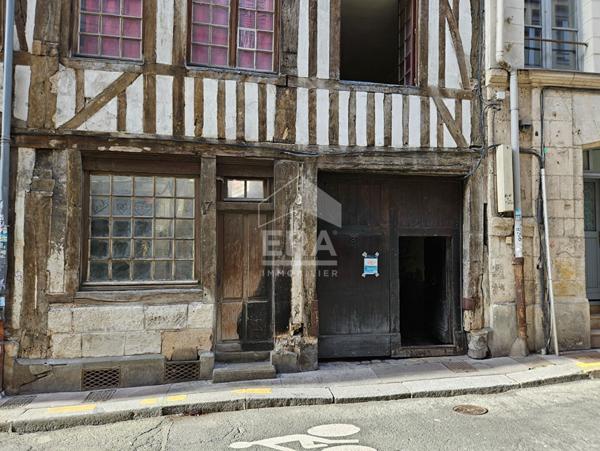 Appartement place du Vieux Marché Rouen duplex F2 bis