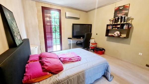 Maison à vendre |  Arveyres |  5 pièces | 141 m²