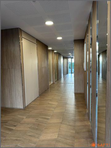 Appartement T2 avec ascenseur, terrasse et parking