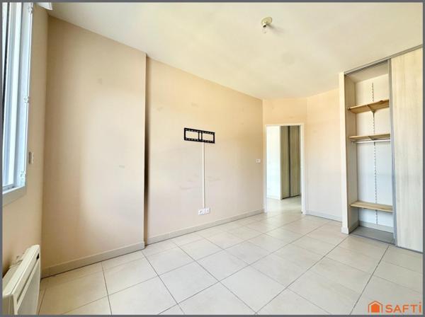 Appartement T2 avec ascenseur, terrasse et parking