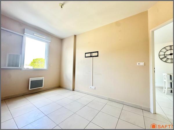 Appartement T2 avec ascenseur, terrasse et parking