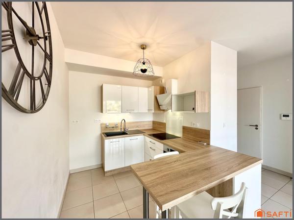 Appartement T2 avec ascenseur, terrasse et parking