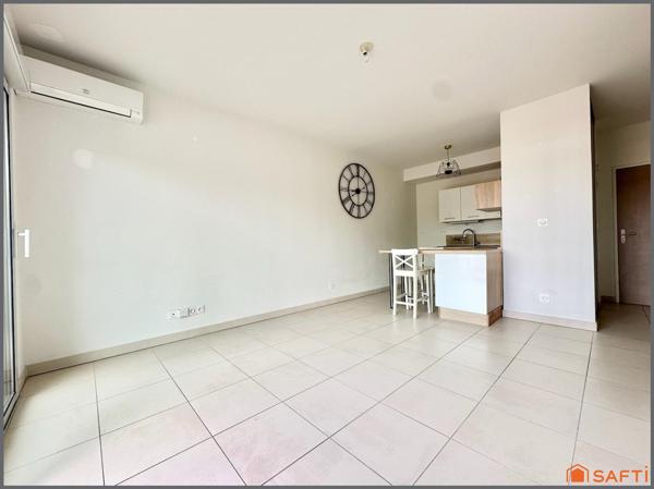 Appartement T2 avec ascenseur, terrasse et parking