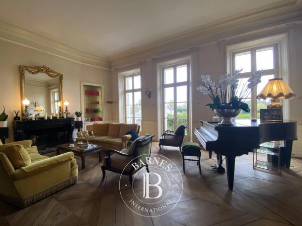 Saint-Aignan, Hôtel particulier 8 Chambres -  475 m² à vendre