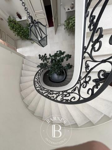 Saint-Aignan, Hôtel particulier 8 Chambres -  475 m² à vendre