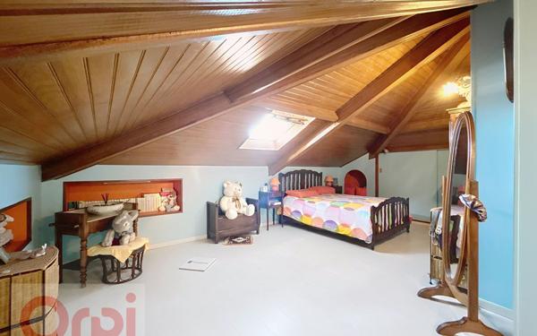 Maison à vendre    6 pièces •  Châtillon