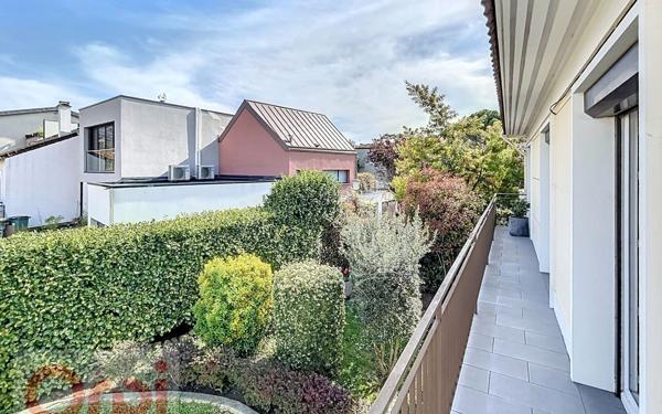 Maison à vendre    6 pièces •  Châtillon