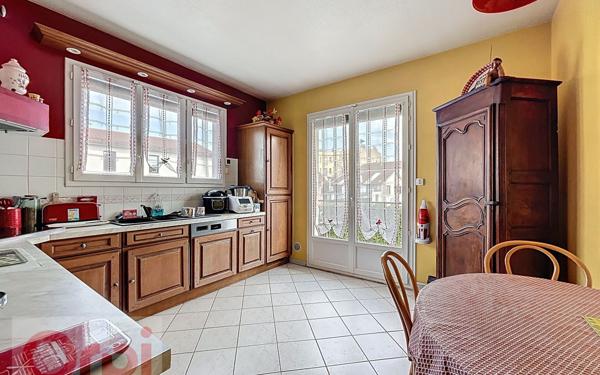 Maison à vendre    6 pièces •  Châtillon