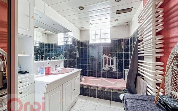 Maison à vendre    6 pièces •  Châtillon