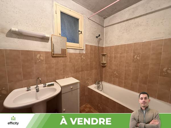 Maison
         5 pièces
        - 103 m² Exclusivité 73 000 € *