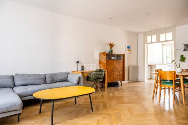 Maison et appartement avec garage à Lille