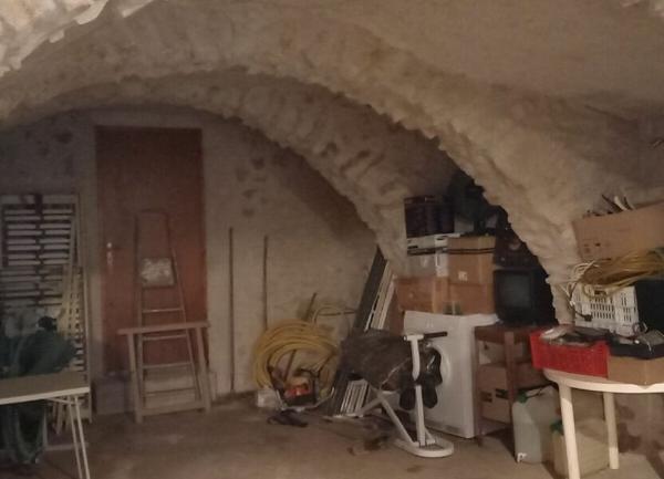 Maison à vendre    5 pièces •  Albas