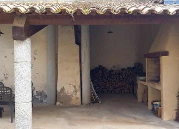 Maison à vendre    5 pièces •  Albas