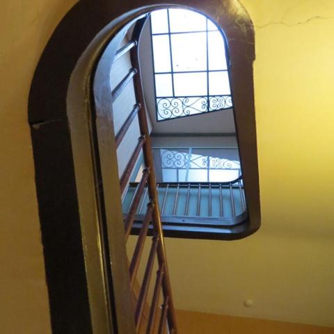 Grande maison de caractère, jardin, garages