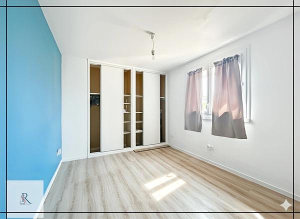 Maison familiale de 212m² avec jardin 1200m² et piscine - 6 chambres