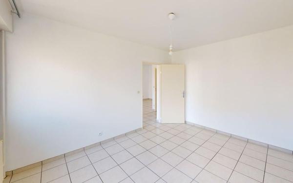 Appartement à vendre    2 pièces • 47 m2 Metz
