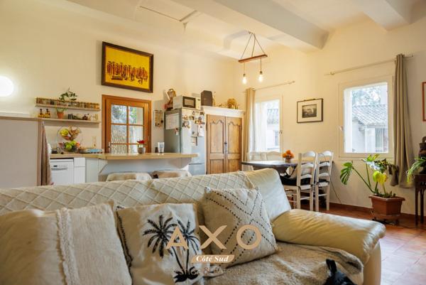 PINCHINATS - ENSEMBLE IMMOBILIER - 230 M2 - TERRAIN 6 400 M2 - 1 500 000