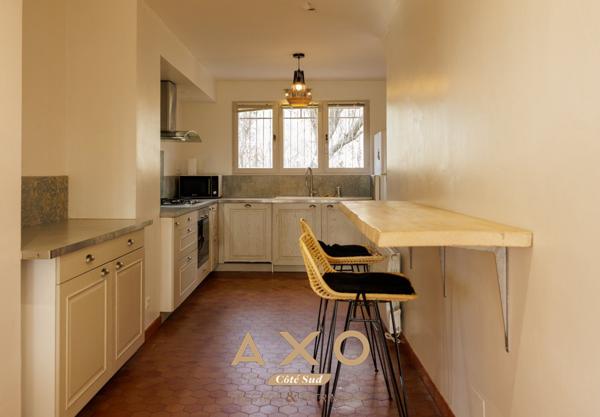 PINCHINATS - ENSEMBLE IMMOBILIER - 230 M2 - TERRAIN 6 400 M2 - 1 500 000