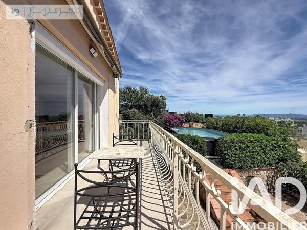 Maison à vendre 6 pièces 147 m² Hyères