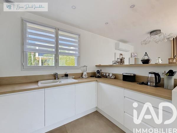 Maison à vendre 6 pièces 147 m² Hyères