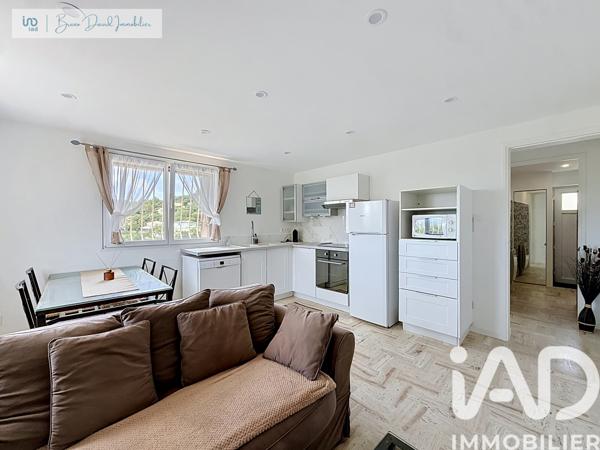 Maison à vendre 6 pièces 147 m² Hyères