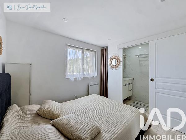 Maison à vendre 6 pièces 147 m² Hyères
