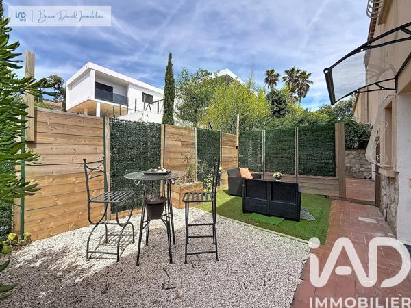 Maison à vendre 6 pièces 147 m² Hyères