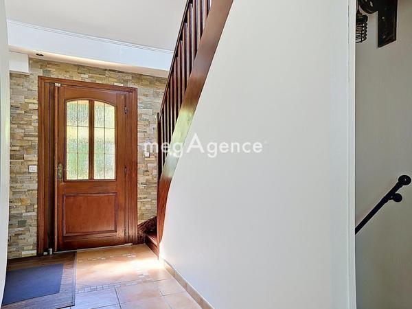 Maison à FLINS-SUR-SEINE, 78410 - 8 pièces 167m²