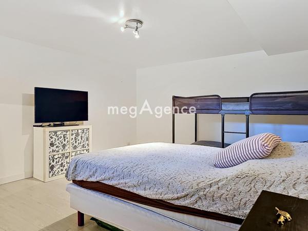 Maison à FLINS-SUR-SEINE, 78410 - 8 pièces 167m²