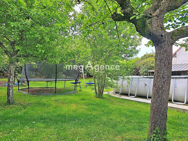 Maison à FLINS-SUR-SEINE, 78410 - 8 pièces 167m²