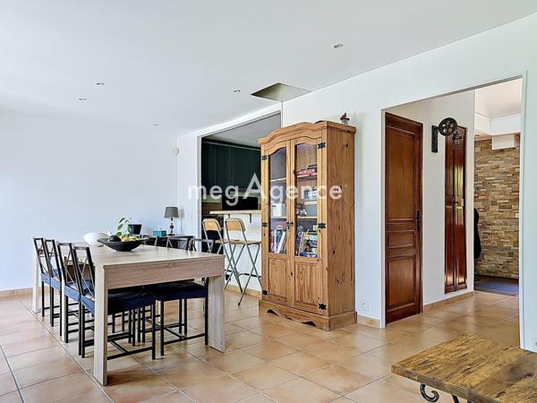 Maison à FLINS-SUR-SEINE, 78410 - 8 pièces 167m²