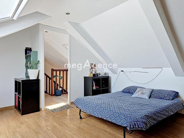 Maison à FLINS-SUR-SEINE, 78410 - 8 pièces 167m²