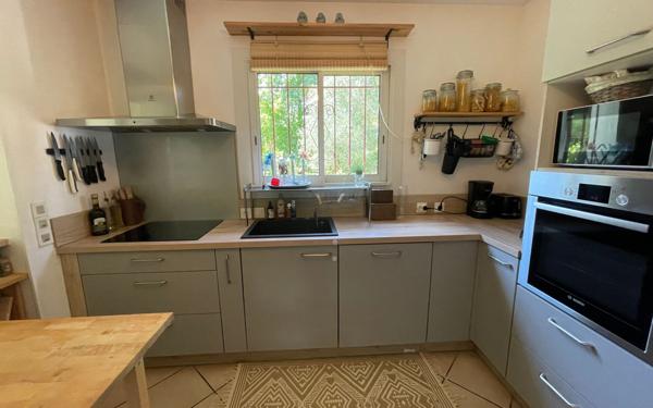 Maison à vendre    5 pièces • 100 m2 Saint-Sever