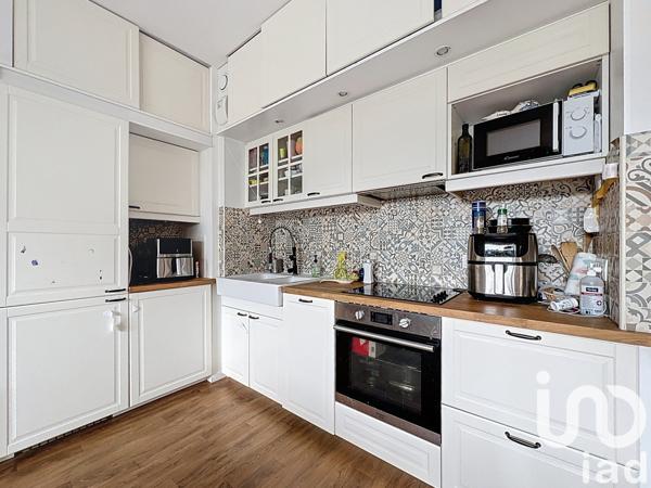 Appartement 2 pièces de 46 m² à Choisy-le-Roi (94600)