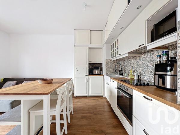 Appartement 2 pièces de 46 m² à Choisy-le-Roi (94600)