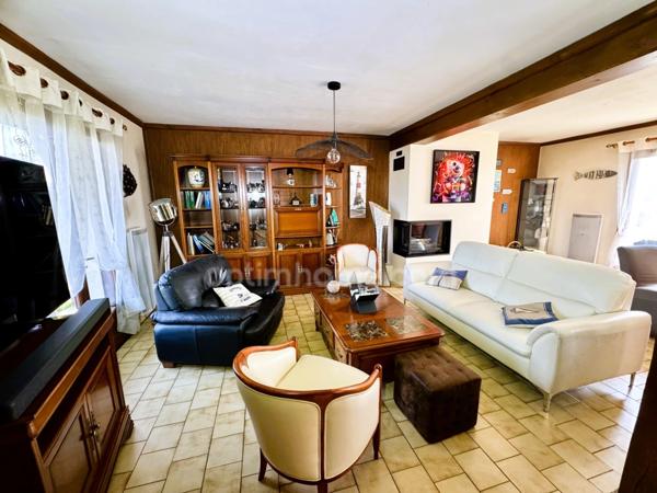 Maison à vendre à Glos (14100), 130 m², 4 chambres, jardin paysager et grand sous-sol, proche Lisieux