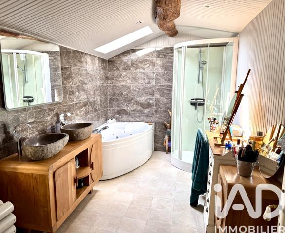 Maison à vendre 5 pièces 211 m² Fressines