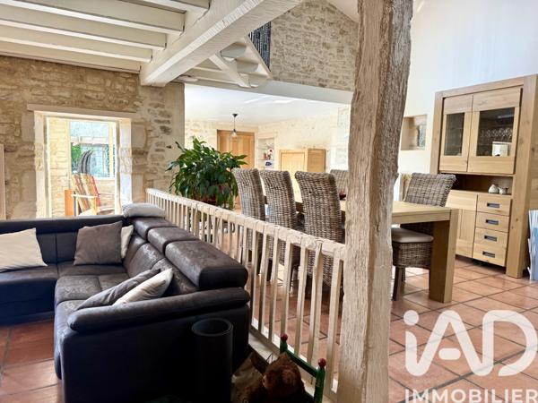 Maison à vendre 5 pièces 211 m² Fressines