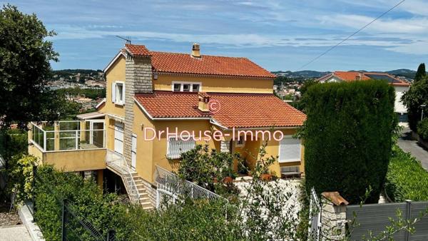 Maison à vendre 6 pièces de 139 m²
