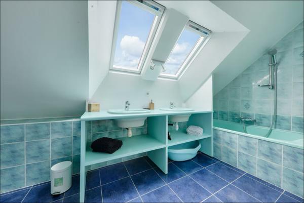 A vendre ensemble immobilier habitation et batiment professionnel a Sarzeau